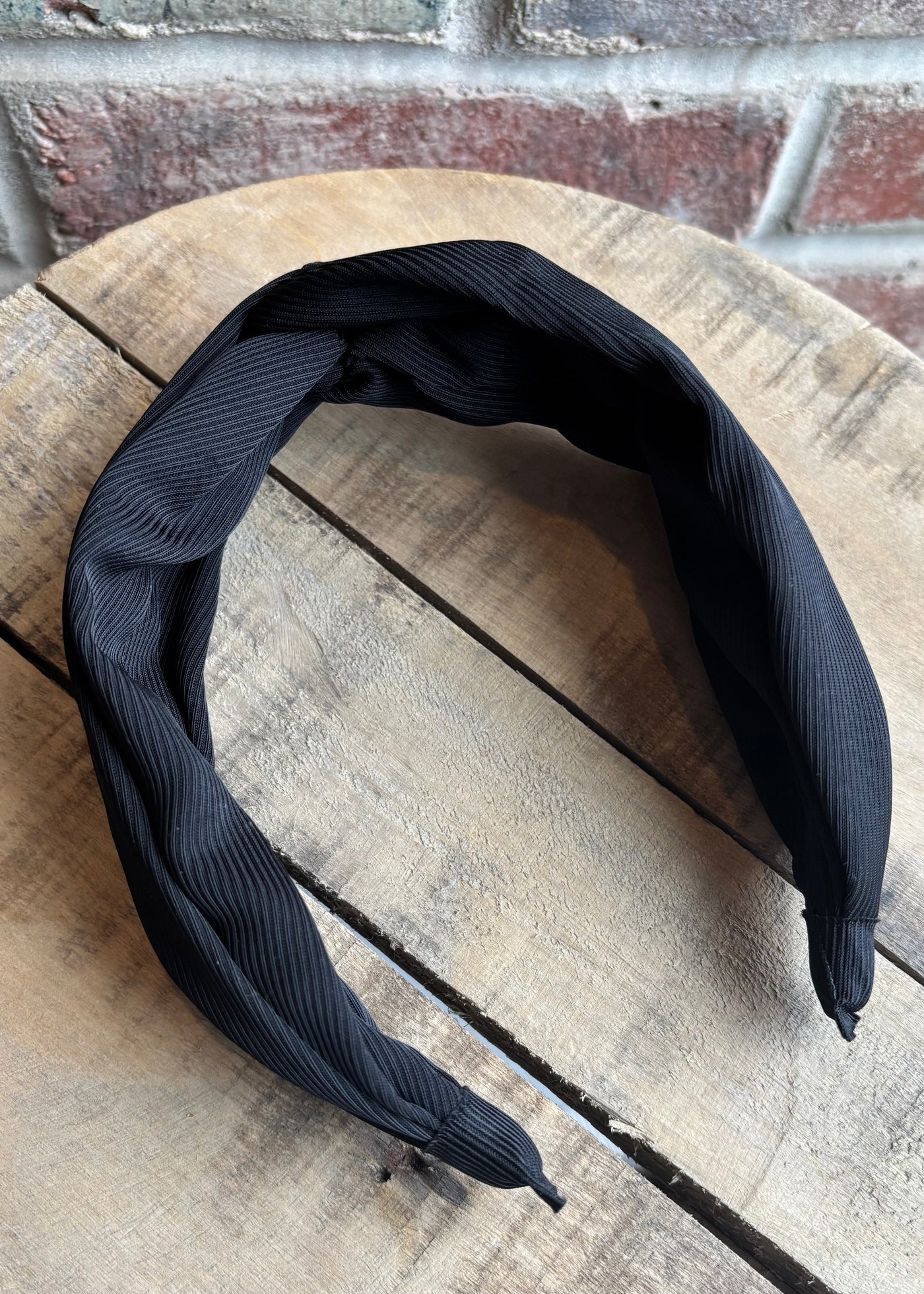 Knotted Headband- Black