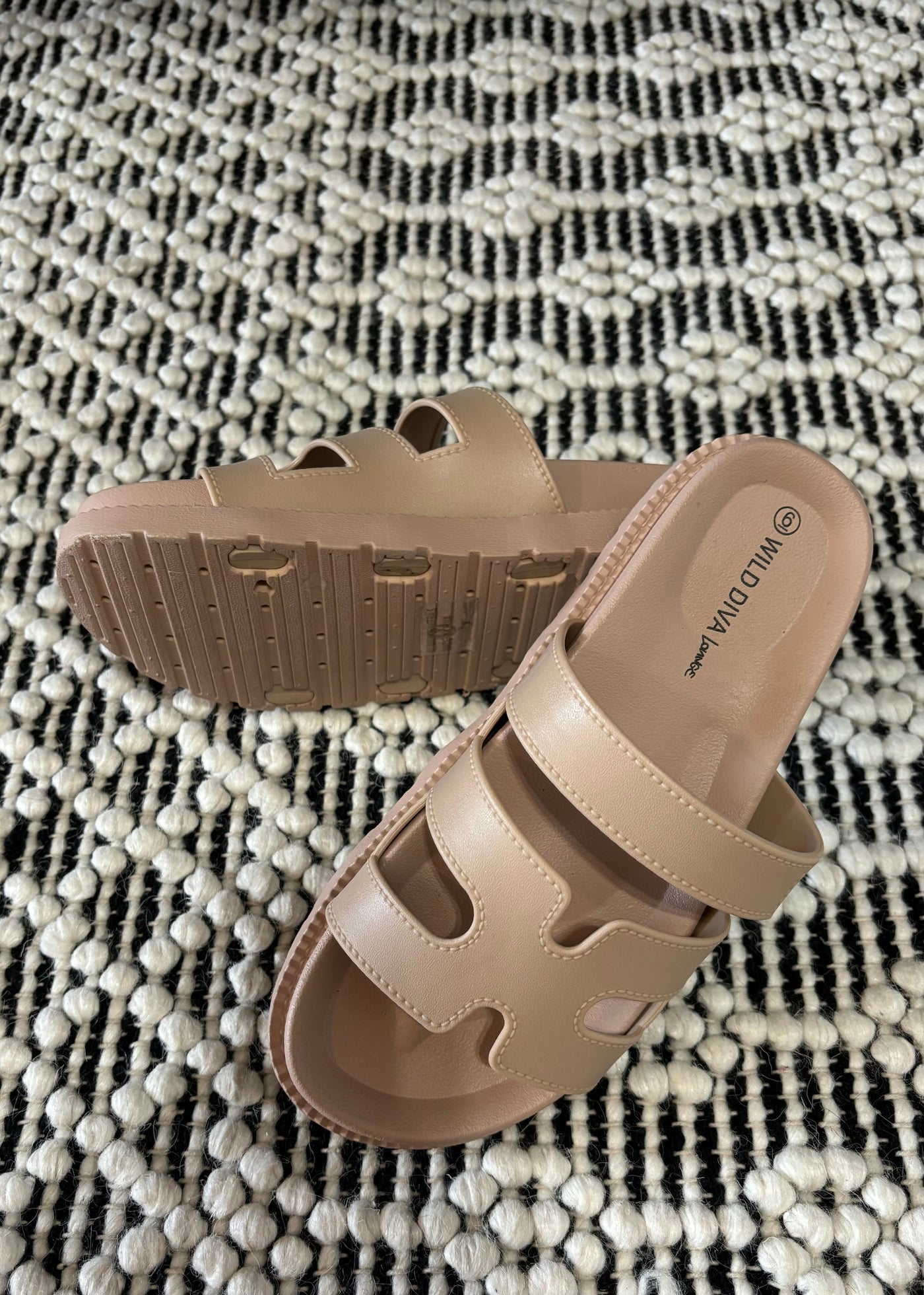 Crazy About You Slide Sandal- Tan